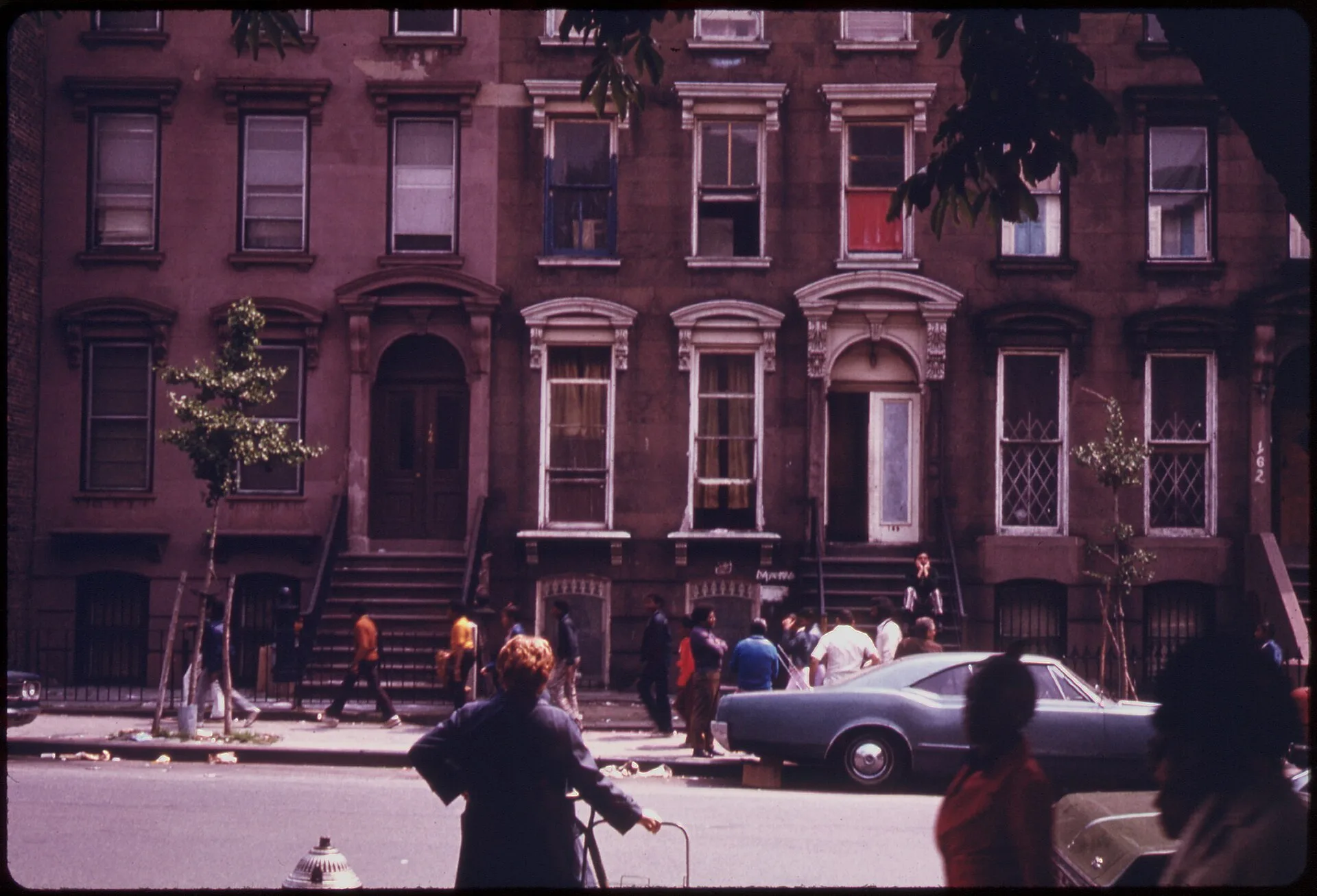 APARTMENT HOUSE ACROSS FROM FORT GREEN PARK IN BROOKLYN NEW YORK CITY. BROOKLYN REMAINS ONE OF AMERICA'S BEST SURVIVING EXAMPLES OF A 19TH CENTURY CITY. MOST OF ALL THE INNER CITY ENVIRONMENT IS HUMAN BEINGS, AS BEAUTIFUL AND THREATENED AS THE 19TH CENTURY BUILDINGS. SOME OF AMERICA'S BEST ARCHITECT. Local Law 18 and the New York short-term rental crackdown, explained