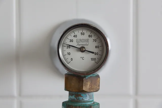 hospital, bath, thermostat, temperature controller, old, antique, thermostat, thermostat, thermostat, thermostat, thermostat. Short-Term Rental Energy Efficiency: What Works and What to Skip