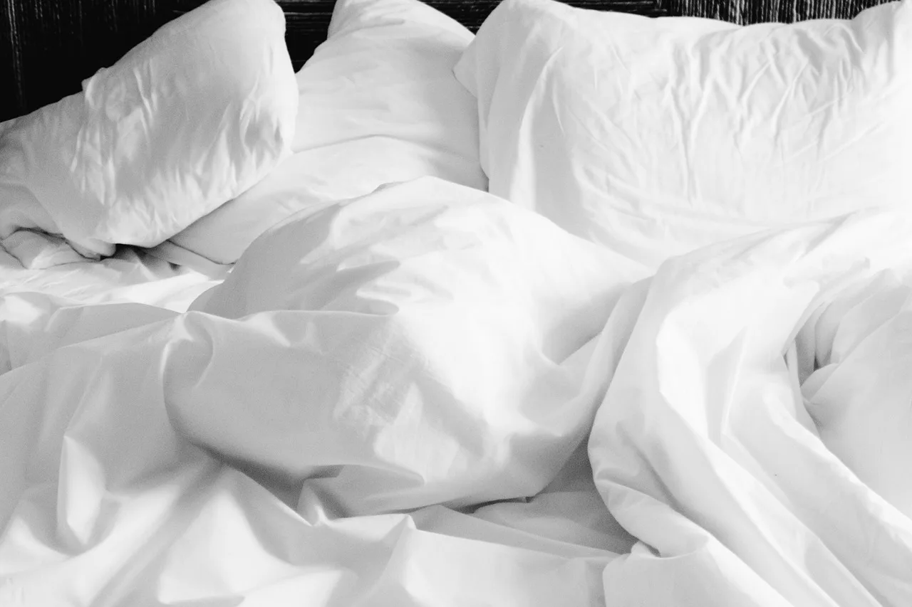 pillows, sheets, full hd wallpaper, bed, linen, 4k wallpaper 1920x1080, windows wallpaper, free wallpaper, hd wallpaper, free background, laptop wallpaper, mac wallpaper, white sheets, beautiful wallpaper, comfortable, bedroom, cool backgrounds, cushion, home, sleep, wallpaper 4k, desktop backgrounds, textile, soft, wallpaper hd, relaxation, blanket, rumpled, 4k wallpaper, wallpaper, background. Short-term rental operations, reviewed without the sales pitch
