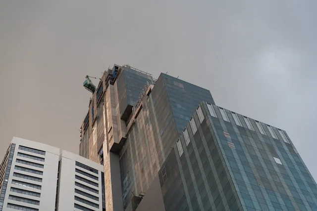 building, city, architecture, travel, tourism, urban, facade, exterior, downtown, reside, apartment, skyscraper, structure, thailand, bangkok, rental fee, purchase, property, investment, rental, habitat. Short-term rental location: a four-screen rule-out method