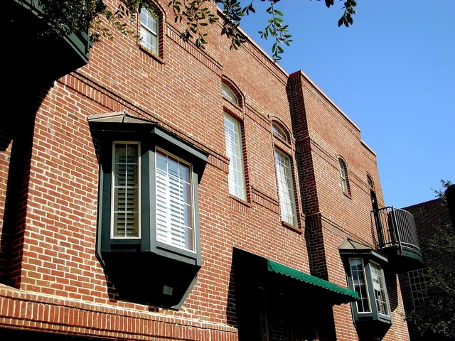 condo, condominium, urban, urban condos, architecture, townhouse, townhome, dallas, condo, condo, condo, condo, condo, condominium, condominium, townhome, townhome, townhome, dallas, dallas, dallas, dallas, dallas. 4 US resort towns where HOA and condo rules decide short-term rentals